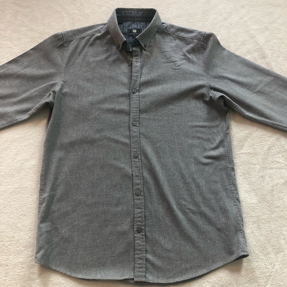 Men's Classic Gray Button-Down Shirt
